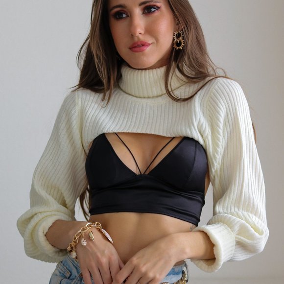 Cream rib knit turtleneck shrug - Picture 2 of 3